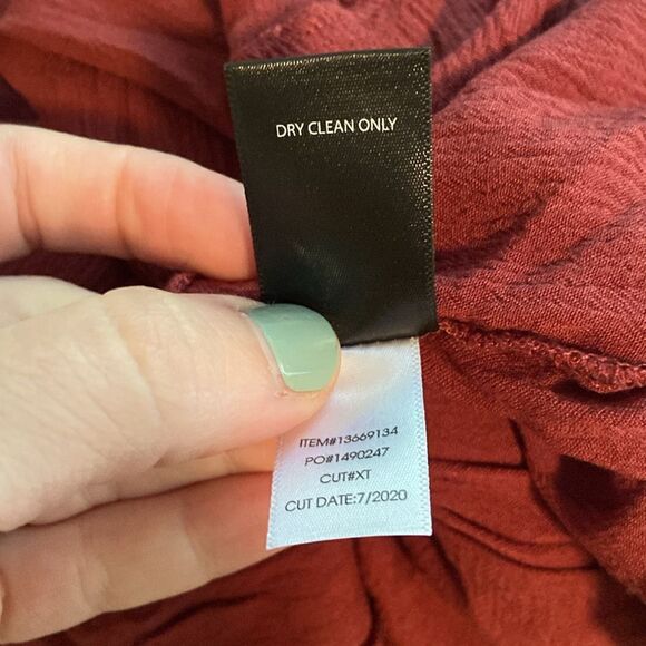 Torrid Rust Tiered Crepe Lightweight Button Back Short Sleeve Blouse Size 2 - Picture 8 of 8